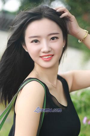202346 - Vicky Age: 27 - China